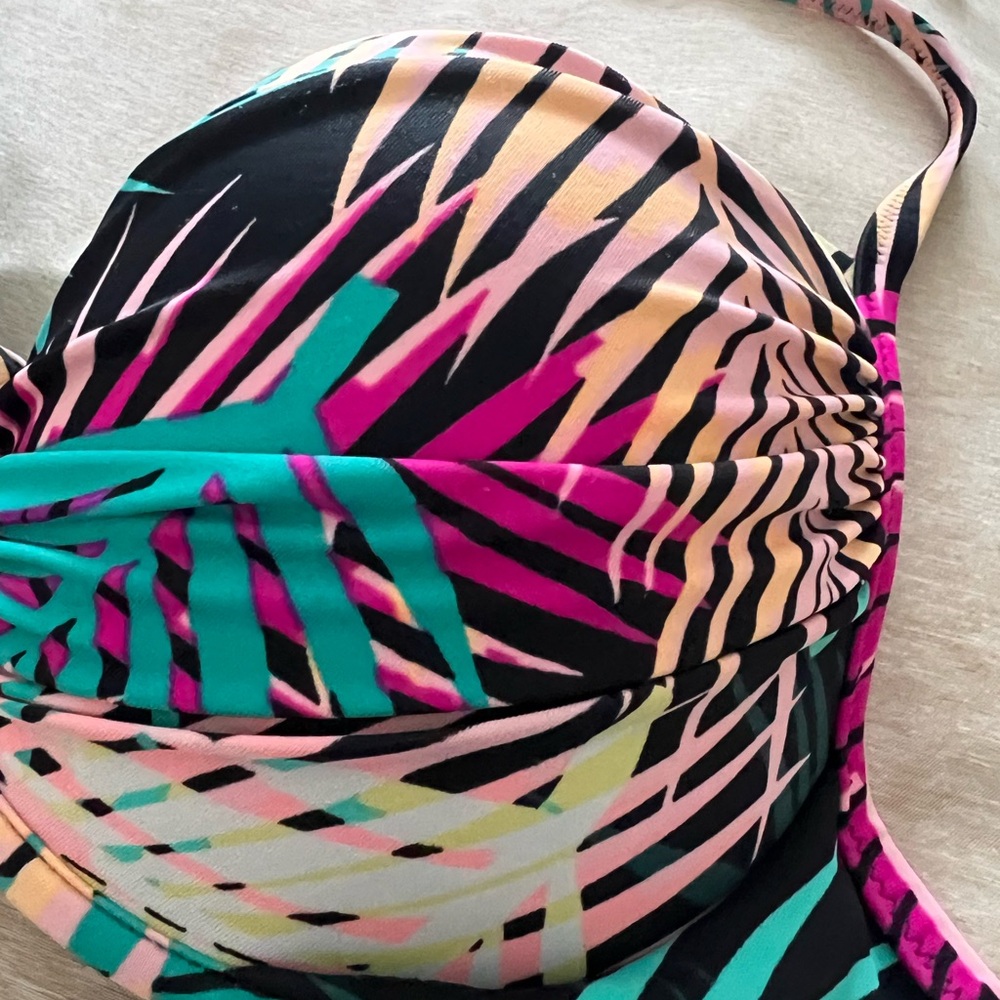 Shade & Shore Push Up Padded Bikini Top Multi Color Print Size 36D - Picture 3 of 12